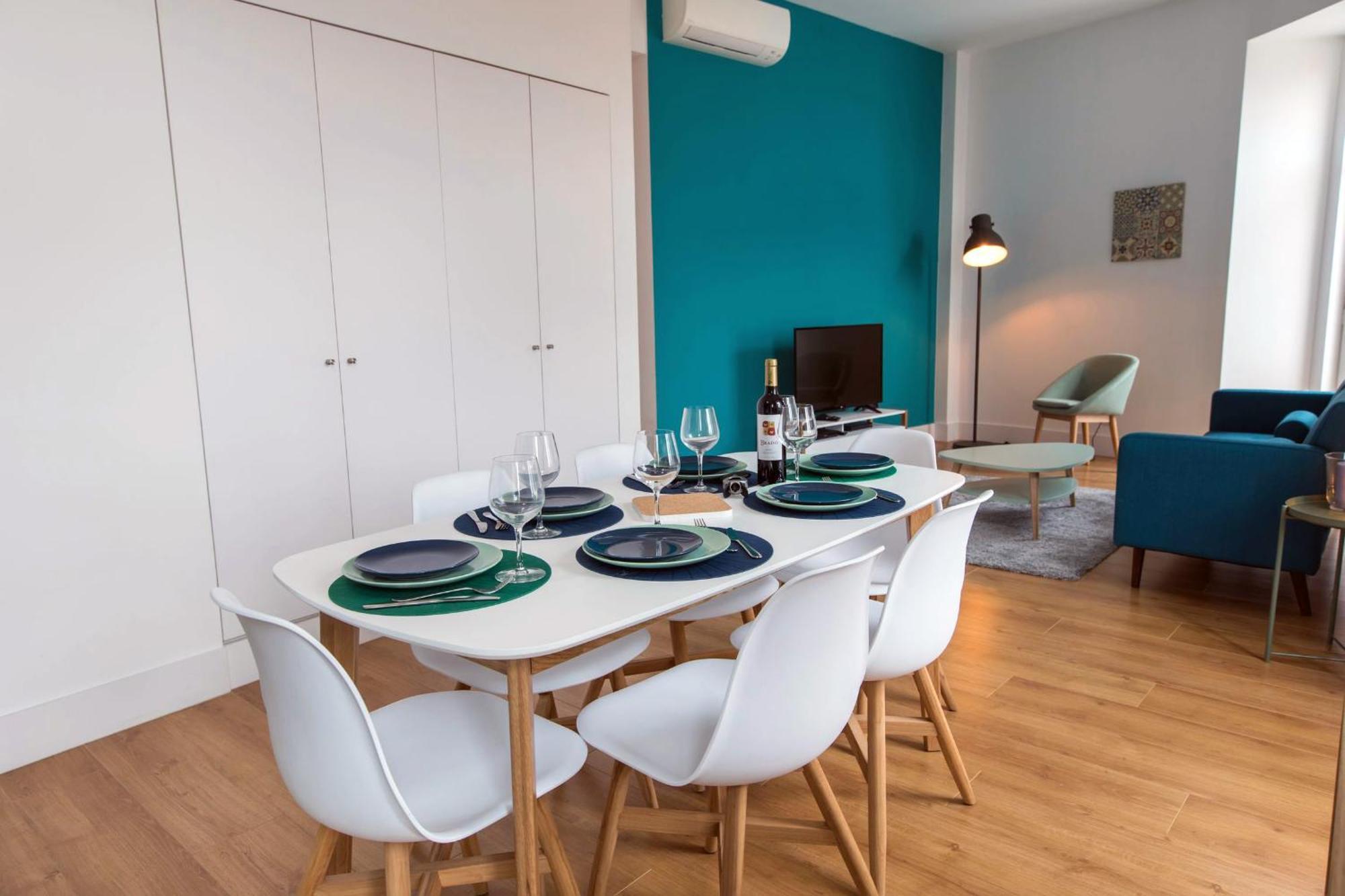 Sunny 3Bdr Apartment In Graca By Lovelystay Lisbon Exterior photo