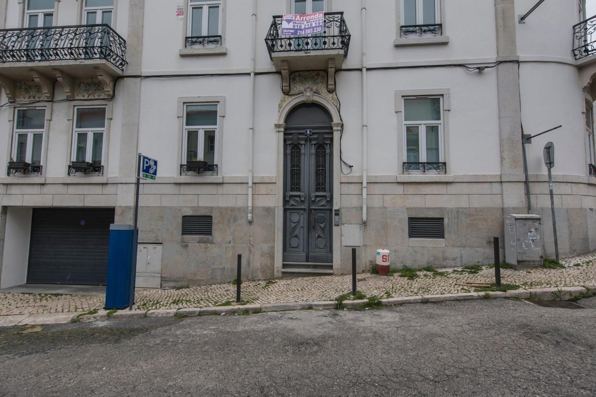 Sunny 3Bdr Apartment In Graca By Lovelystay Lisbon Exterior photo